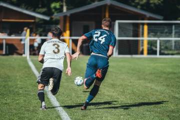 记者：科莫前锋富马加利将转会加盟国米，然后为国米U23效力｜海鸥体育（配图示意）